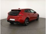 Volvo V40 bei Gebrauchtwagen.expert - Abbildung (5 / 15)