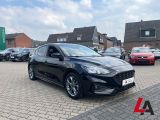 Ford Focus ST bei Gebrauchtwagen.expert - Abbildung (3 / 15) Ford Focus ST bei Gebrauchtwagen.expert - Abbildung (3 / 15)