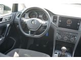 VW Golf Sportsvan bei Gebrauchtwagen.expert - Abbildung (14 / 15)