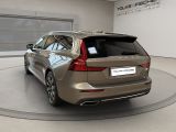 Volvo V60 bei Gebrauchtwagen.expert - Abbildung (4 / 15)