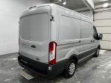 Ford Transit bei Gebrauchtwagen.expert - Abbildung (5 / 15) Ford Transit bei Gebrauchtwagen.expert - Abbildung (5 / 15)