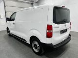 Opel Vivaro bei Gebrauchtwagen.expert - Abbildung (3 / 15)