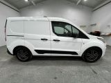 Ford CONNECT 220 1.5 TDCI bei Gebrauchtwagen.expert - Abbildung (6 / 15)