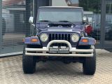 Jeep Wrangler bei Gebrauchtwagen.expert - Abbildung (2 / 12)