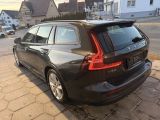 Volvo V60 bei Gebrauchtwagen.expert - Abbildung (4 / 13) Volvo V60 bei Gebrauchtwagen.expert - Abbildung (4 / 13)
