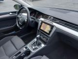 VW Passat bei Gebrauchtwagen.expert - Abbildung (14 / 15)