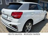 Audi Q2 bei Gebrauchtwagen.expert - Abbildung (4 / 15) Audi Q2 bei Gebrauchtwagen.expert - Abbildung (4 / 15)