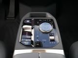BMW iX bei Gebrauchtwagen.expert - Abbildung (12 / 15)