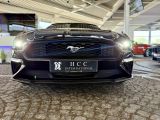 Ford Mustang bei Gebrauchtwagen.expert - Abbildung (2 / 10)