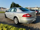 Skoda Superb bei Gebrauchtwagen.expert - Abbildung (4 / 15)