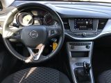 Opel Astra bei Gebrauchtwagen.expert - Abbildung (9 / 14)