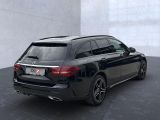 Mercedes-Benz C 300T AMG Ambiente bei Gebrauchtwagen.expert - Abbildung (4 / 15)