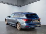 Ford Focus Turnier bei Gebrauchtwagen.expert - Abbildung (4 / 15)