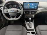 Ford Focus Turnier bei Gebrauchtwagen.expert - Abbildung (8 / 15) Ford Focus Turnier bei Gebrauchtwagen.expert - Abbildung (8 / 15)