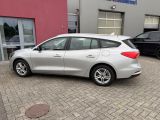 Ford Focus Turnier bei Gebrauchtwagen.expert - Abbildung (9 / 15)