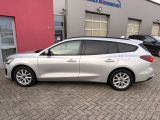 Ford Focus Turnier bei Gebrauchtwagen.expert - Abbildung (8 / 15)