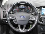 Ford Focus Turnier bei Gebrauchtwagen.expert - Abbildung (14 / 15) Ford Focus Turnier bei Gebrauchtwagen.expert - Abbildung (14 / 15)