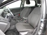 Ford Focus Turnier bei Gebrauchtwagen.expert - Abbildung (3 / 15) Ford Focus Turnier bei Gebrauchtwagen.expert - Abbildung (3 / 15)