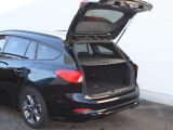Ford Focus Turnier bei Gebrauchtwagen.expert - Abbildung (9 / 15)