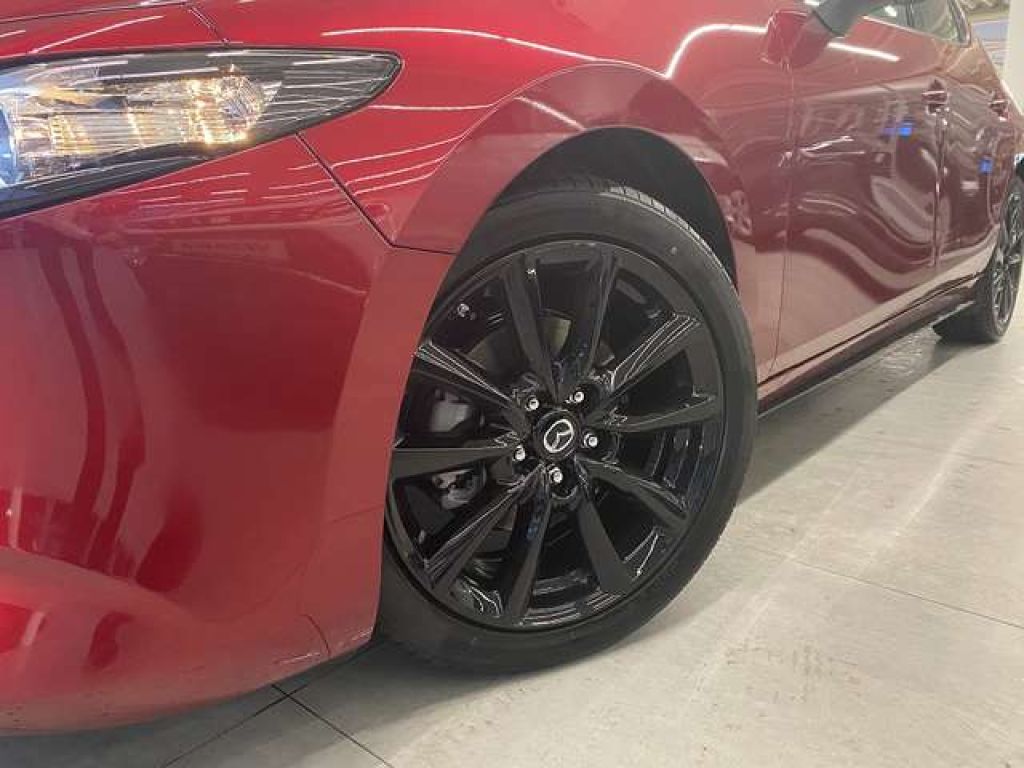 Mazda 3 bei Gebrauchtwagen.expert - Hauptabbildung Mazda 3 bei Gebrauchtwagen.expert - Hauptabbildung