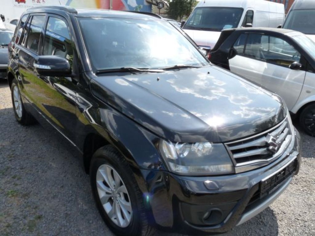 Suzuki Grand Vitara bei Gebrauchtwagen.expert - Hauptabbildung Suzuki Grand Vitara bei Gebrauchtwagen.expert - Hauptabbildung