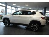 Jeep Compass bei Gebrauchtwagen.expert - Abbildung (4 / 15)