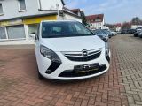 Opel Zafira Tourer bei Gebrauchtwagen.expert - Abbildung (2 / 15)
