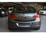 Opel Astra bei Gebrauchtwagen.expert - Abbildung (6 / 15)