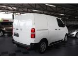 Opel Vivaro bei Gebrauchtwagen.expert - Abbildung (5 / 15) Opel Vivaro bei Gebrauchtwagen.expert - Abbildung (5 / 15)