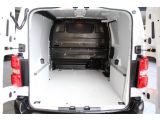 Opel Vivaro bei Gebrauchtwagen.expert - Abbildung (11 / 15)