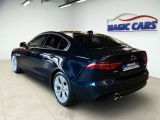 Jaguar XE bei Gebrauchtwagen.expert - Abbildung (8 / 15)