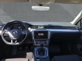 VW Passat bei Gebrauchtwagen.expert - Abbildung (10 / 15) VW Passat bei Gebrauchtwagen.expert - Abbildung (10 / 15)