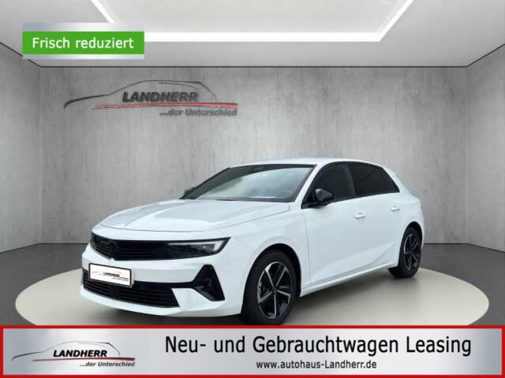 Opel Astra bei Gebrauchtwagen.expert - Hauptabbildung Opel Astra bei Gebrauchtwagen.expert - Hauptabbildung