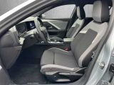 Opel Astra bei Gebrauchtwagen.expert - Abbildung (8 / 15) Opel Astra bei Gebrauchtwagen.expert - Abbildung (8 / 15)