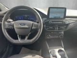 Ford Kuga bei Gebrauchtwagen.expert - Abbildung (4 / 15)