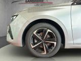 Opel Astra bei Gebrauchtwagen.expert - Abbildung (13 / 15) Opel Astra bei Gebrauchtwagen.expert - Abbildung (13 / 15)