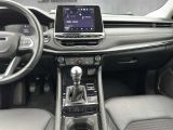 Jeep Compass bei Gebrauchtwagen.expert - Abbildung (6 / 15) Jeep Compass bei Gebrauchtwagen.expert - Abbildung (6 / 15)