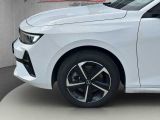 Opel Astra bei Gebrauchtwagen.expert - Abbildung (13 / 15) Opel Astra bei Gebrauchtwagen.expert - Abbildung (13 / 15)