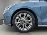 Ford Focus ST bei Gebrauchtwagen.expert - Abbildung (13 / 15) Ford Focus ST bei Gebrauchtwagen.expert - Abbildung (13 / 15)