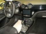 Opel Adam bei Gebrauchtwagen.expert - Abbildung (10 / 15)