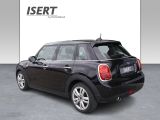 Mini Cooper bei Gebrauchtwagen.expert - Abbildung (9 / 15) Mini Cooper bei Gebrauchtwagen.expert - Abbildung (9 / 15)