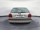 VW Golf III bei Gebrauchtwagen.expert - Abbildung (6 / 15)
