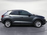 VW T-Roc bei Gebrauchtwagen.expert - Abbildung (5 / 15)