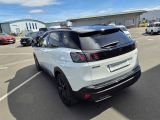 Peugeot 3008 bei Gebrauchtwagen.expert - Abbildung (3 / 15) Peugeot 3008 bei Gebrauchtwagen.expert - Abbildung (3 / 15)