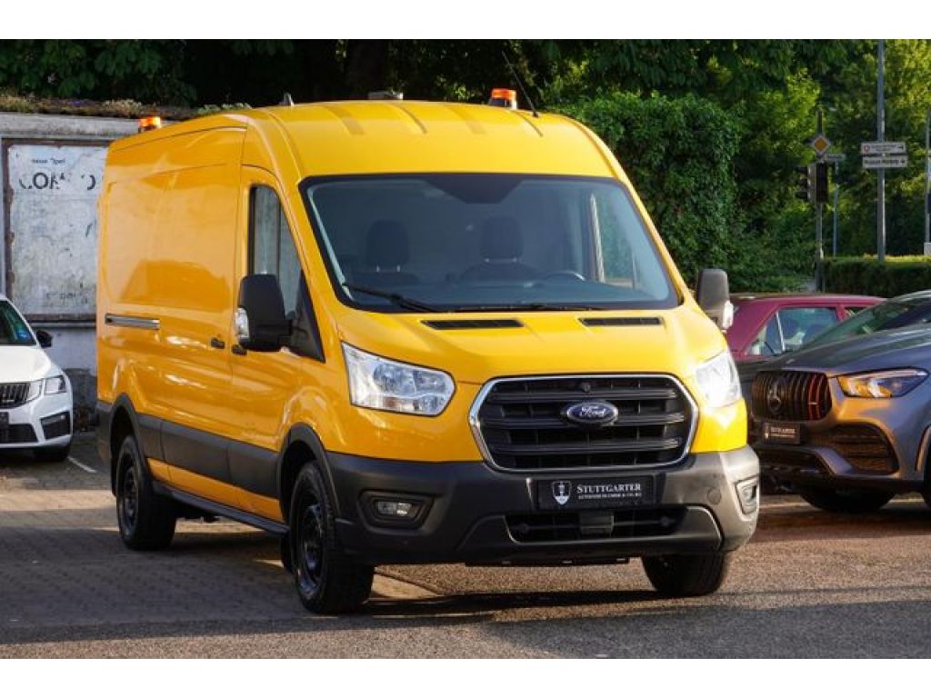 Ford Transit bei Gebrauchtwagen.expert - Hauptabbildung