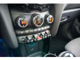 Mini Cooper bei Gebrauchtwagen.expert - Abbildung (11 / 15)