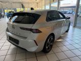 Opel Astra bei Gebrauchtwagen.expert - Abbildung (2 / 15) Opel Astra bei Gebrauchtwagen.expert - Abbildung (2 / 15)