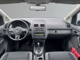 VW Touran bei Gebrauchtwagen.expert - Abbildung (15 / 15) VW Touran bei Gebrauchtwagen.expert - Abbildung (15 / 15)