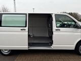 VW T6 bei Gebrauchtwagen.expert - Abbildung (8 / 15) VW T6 bei Gebrauchtwagen.expert - Abbildung (8 / 15)