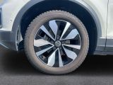 VW T-Roc bei Gebrauchtwagen.expert - Abbildung (11 / 15) VW T-Roc bei Gebrauchtwagen.expert - Abbildung (11 / 15)